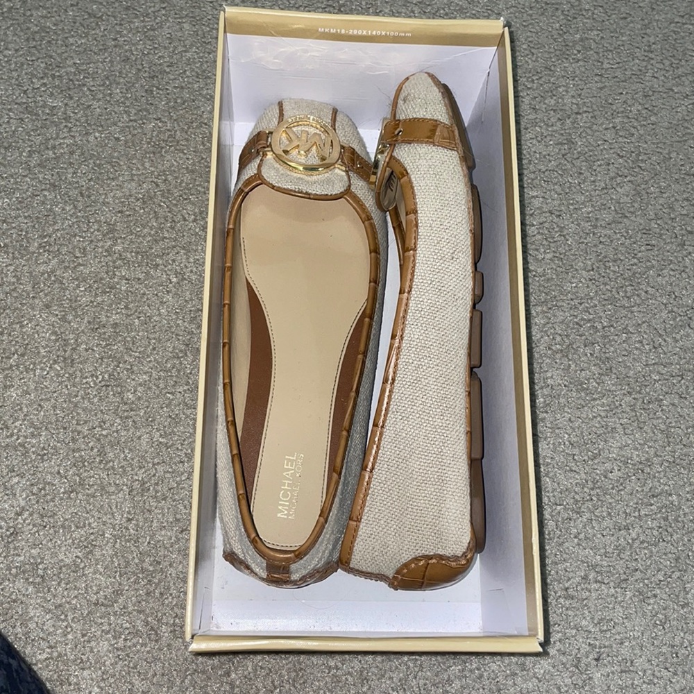 Michael Kors Flats